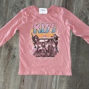 Long Sleeve Kiss Tee